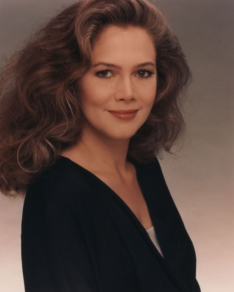 Kathleen Turner