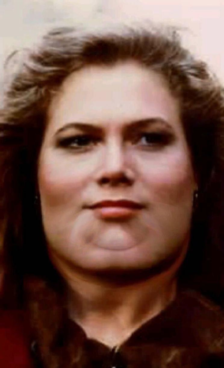 Kathleen Turner