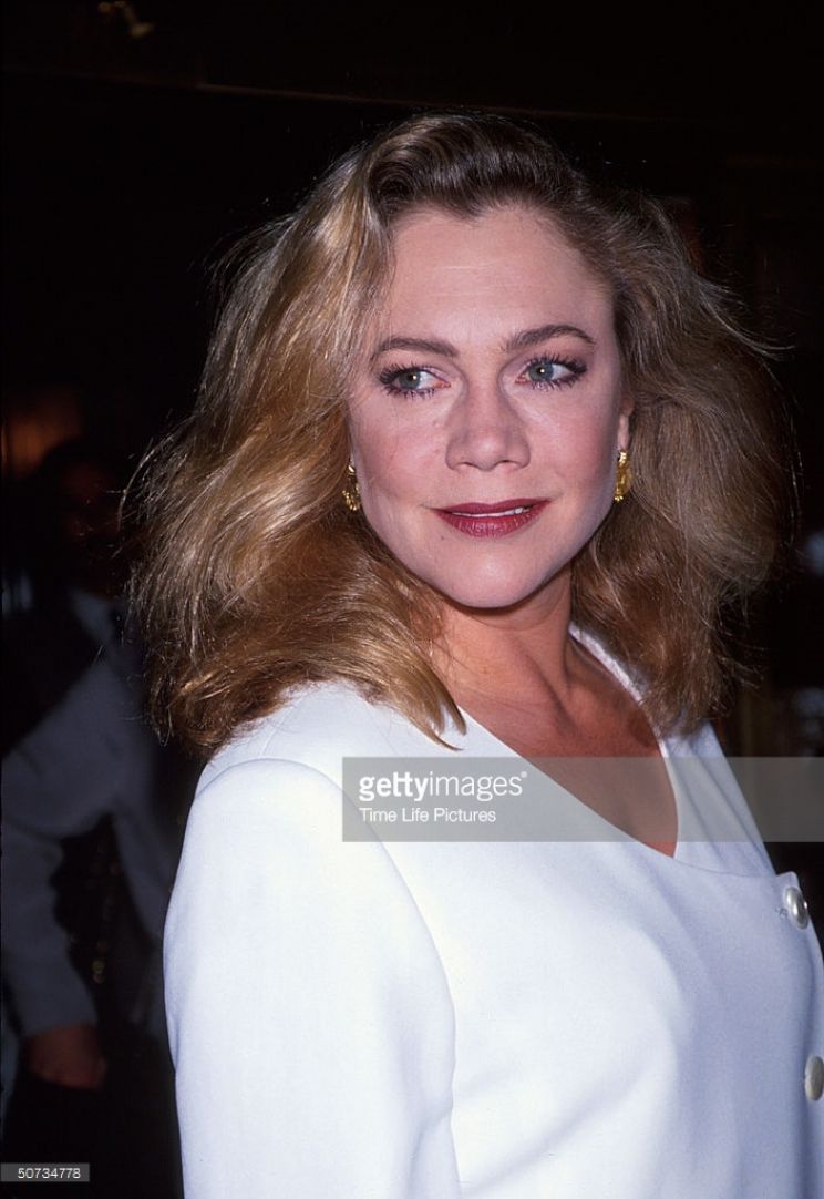 Kathleen Turner