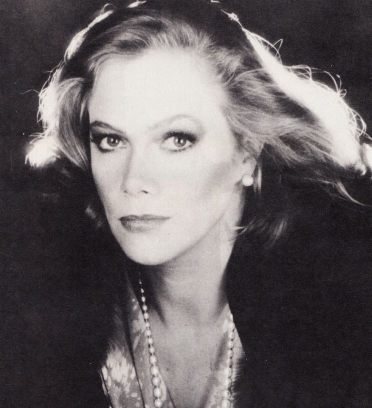 Kathleen Turner