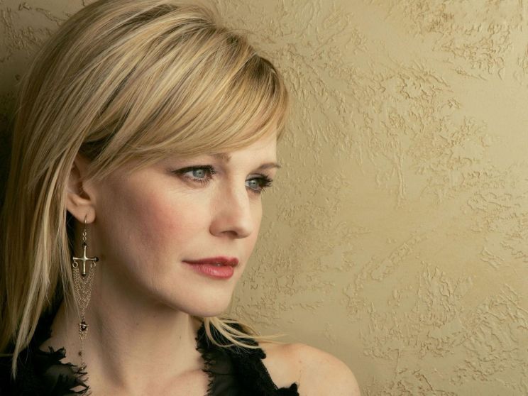 Kathryn Morris