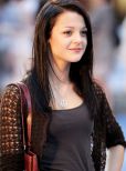 Kathryn Prescott