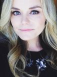 Kathryn Renée Thomas