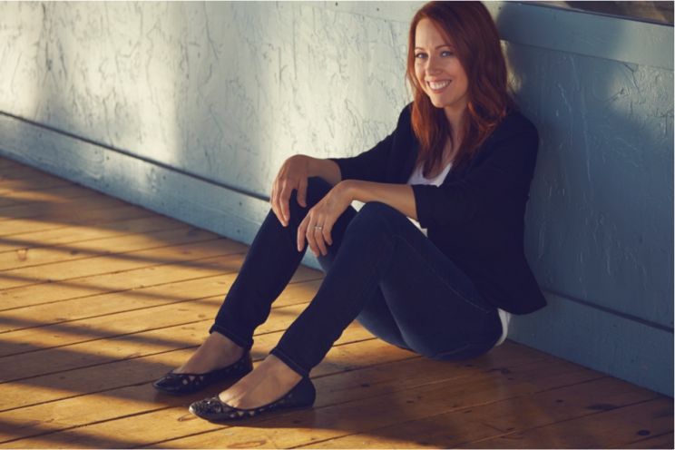 Kathryn Renée Thomas