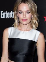 Katia Winter #239413 picture (Portrait Medium)