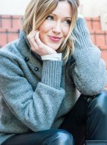 Katie Cassidy photo