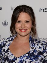 Katie Lowes