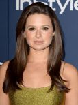 Katie Lowes