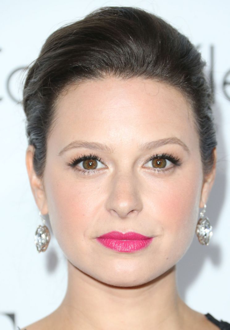 Katie Lowes