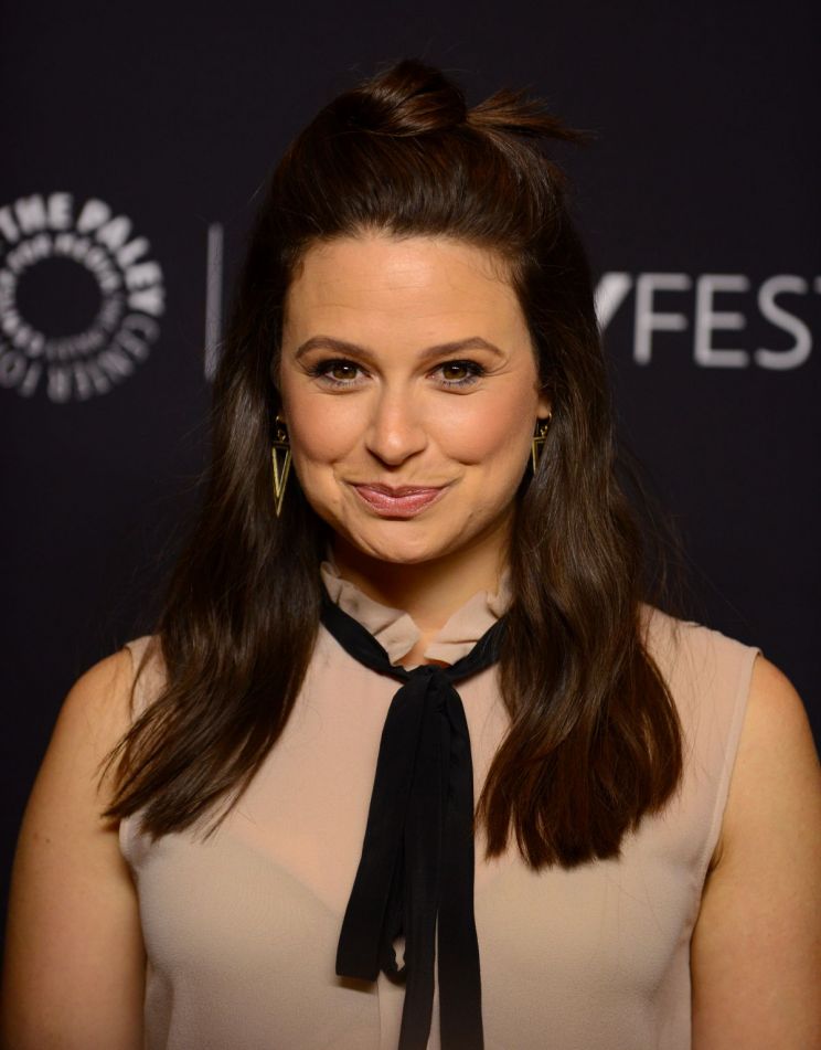 Katie Lowes