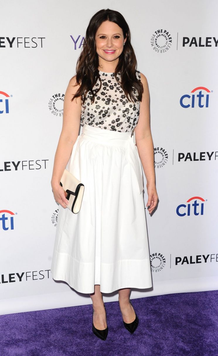 Katie Lowes