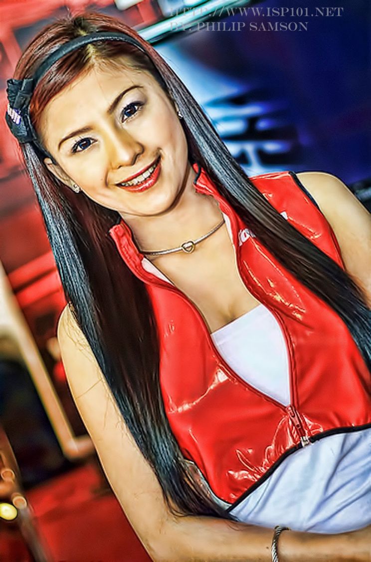 Katya Santos