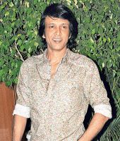 Kay Kay Menon