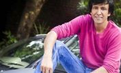 Kay Kay Menon