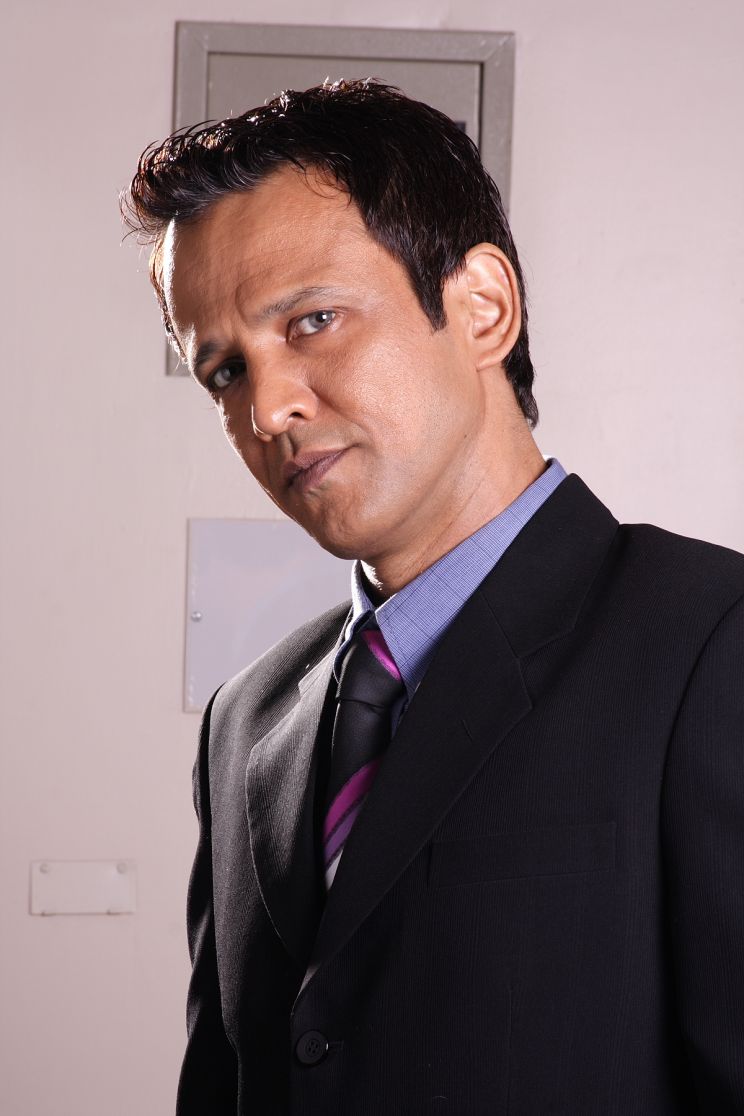 Kay Kay Menon