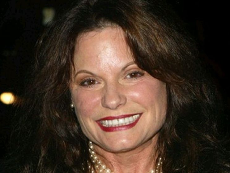 Kay Lenz