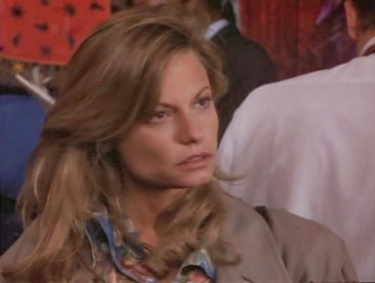 Kay Lenz