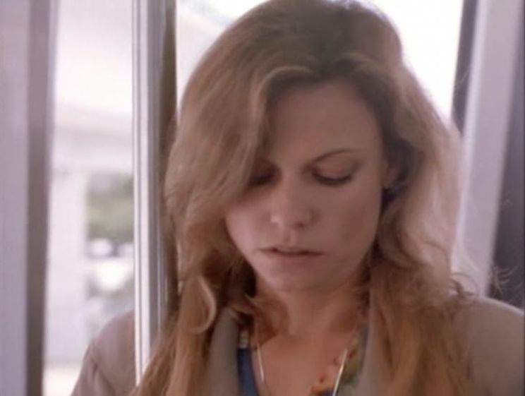 Kay Lenz
