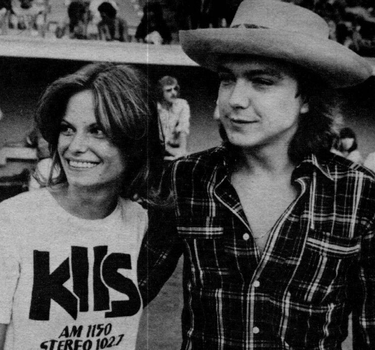 Kay Lenz