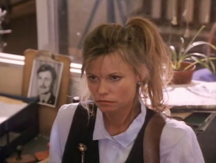 Kay Lenz