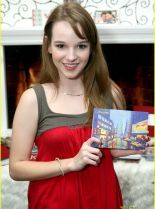 Kay Panabaker