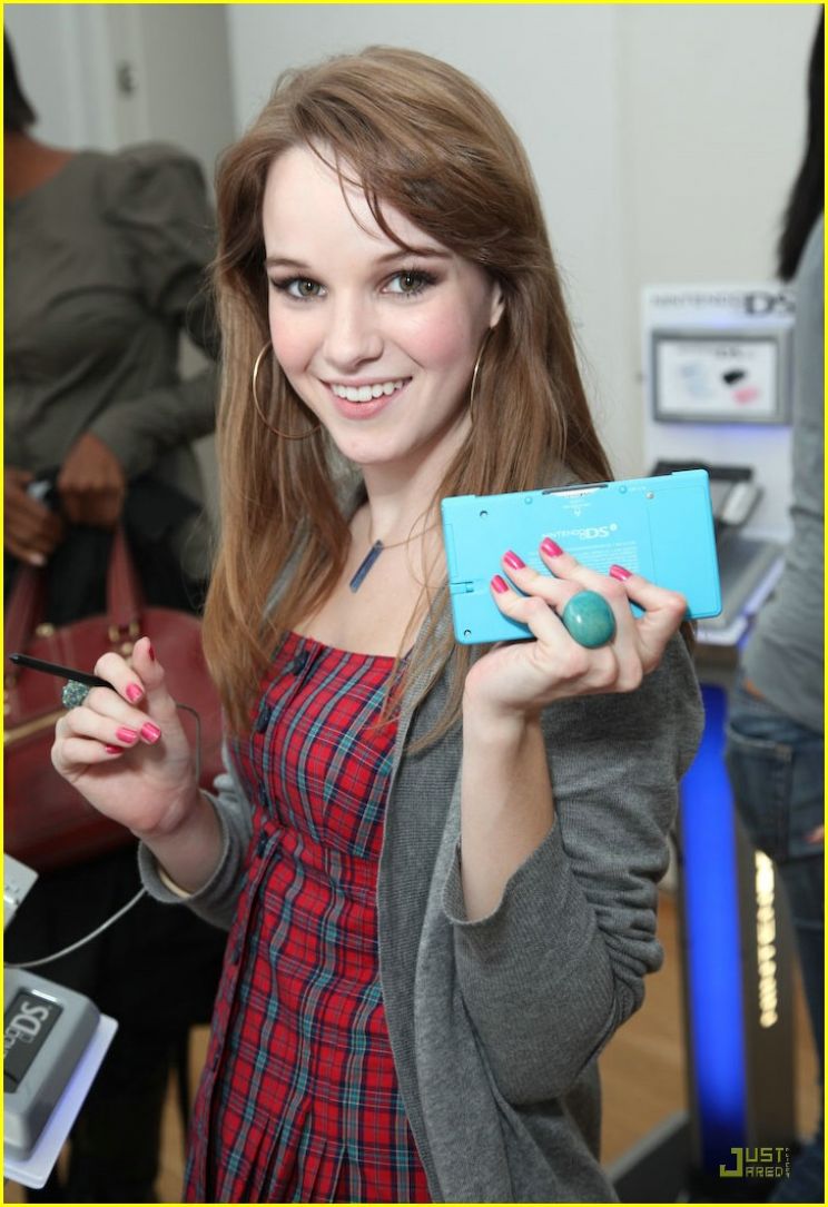 Kay Panabaker