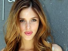 Kayla Ewell