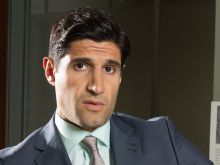 Kayvan Novak