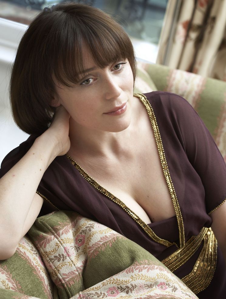 Keeley Hawes