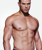 Kellan Lutz