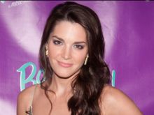 Kelli Barrett