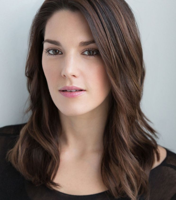 Kelli Barrett