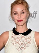 Kelli Garner #7434 picture (Portrait Medium)