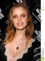 Kelli Garner #7456 picture (Portrait Medium)