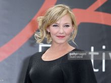 Kelli Giddish