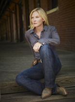 Kelli Giddish