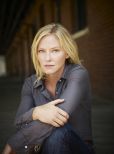 Kelli Giddish