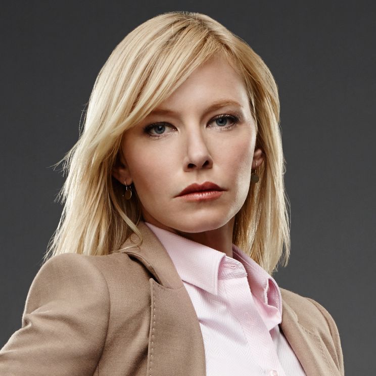 Kelli Giddish