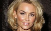 Kelly Carlson