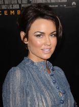 Kelly Carlson
