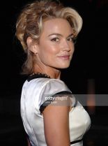 Kelly Carlson photo
