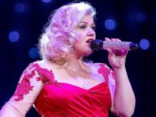 Kelly Clarkson