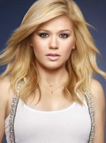 Kelly Clarkson