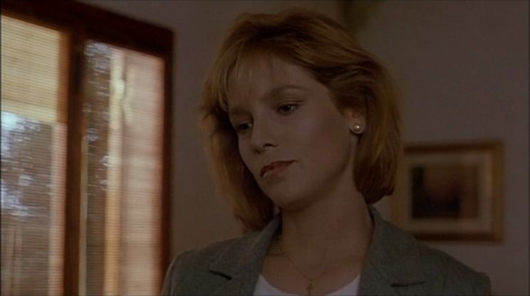 Kelly Curtis