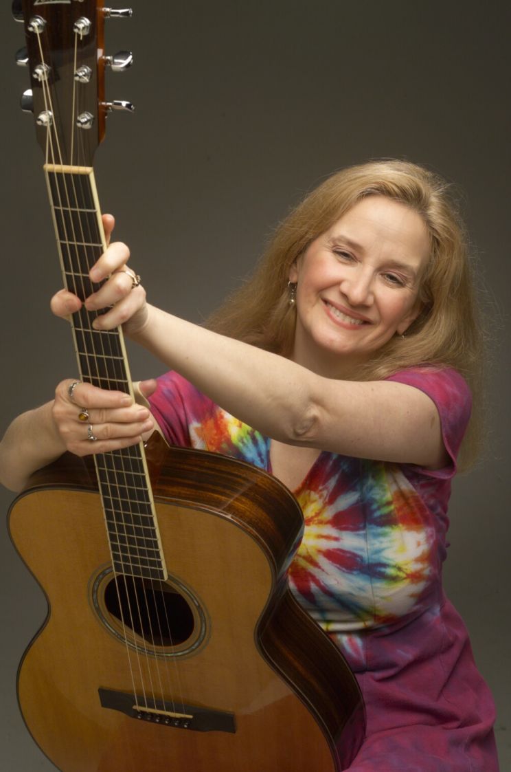 Kelly Curtis