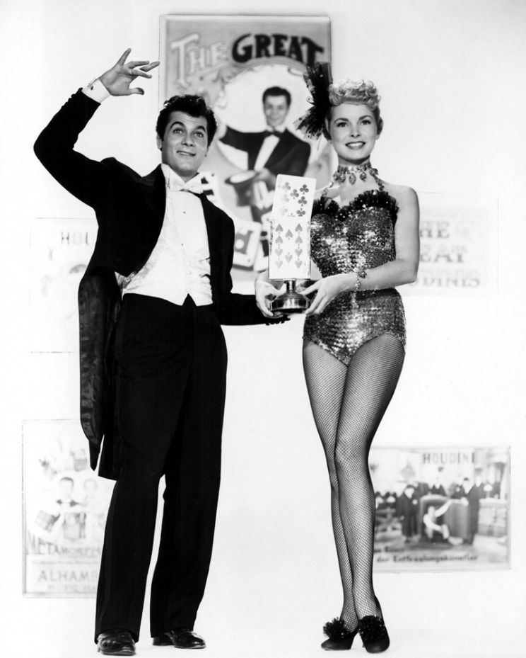 Kelly Curtis