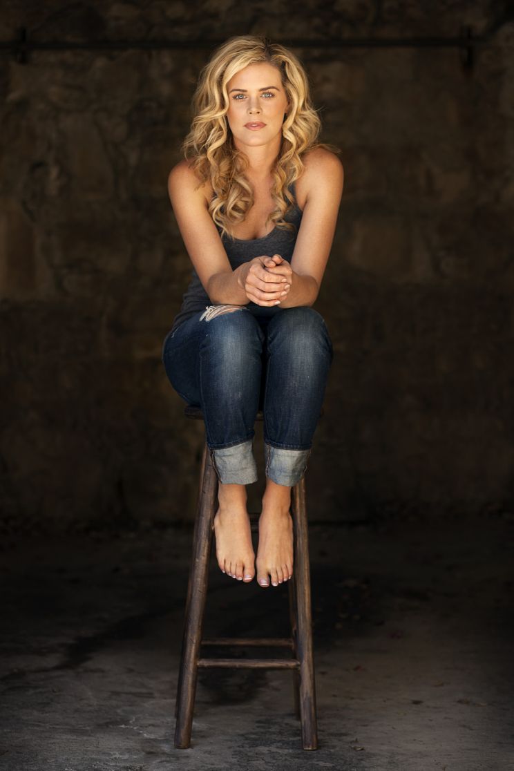 Kelly Dowdle