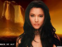 Kelly Hu