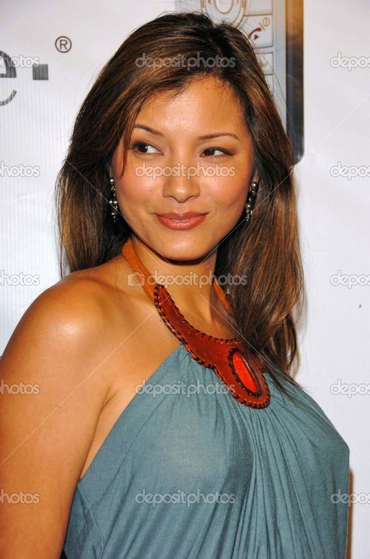 Kelly Hu