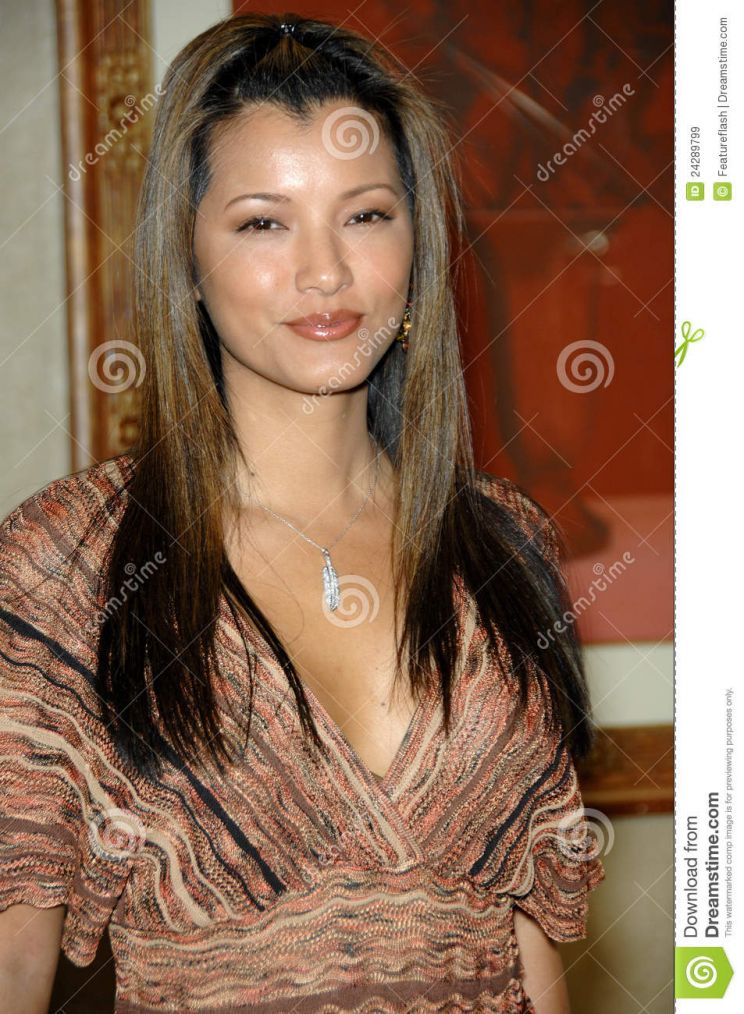 Kelly Hu